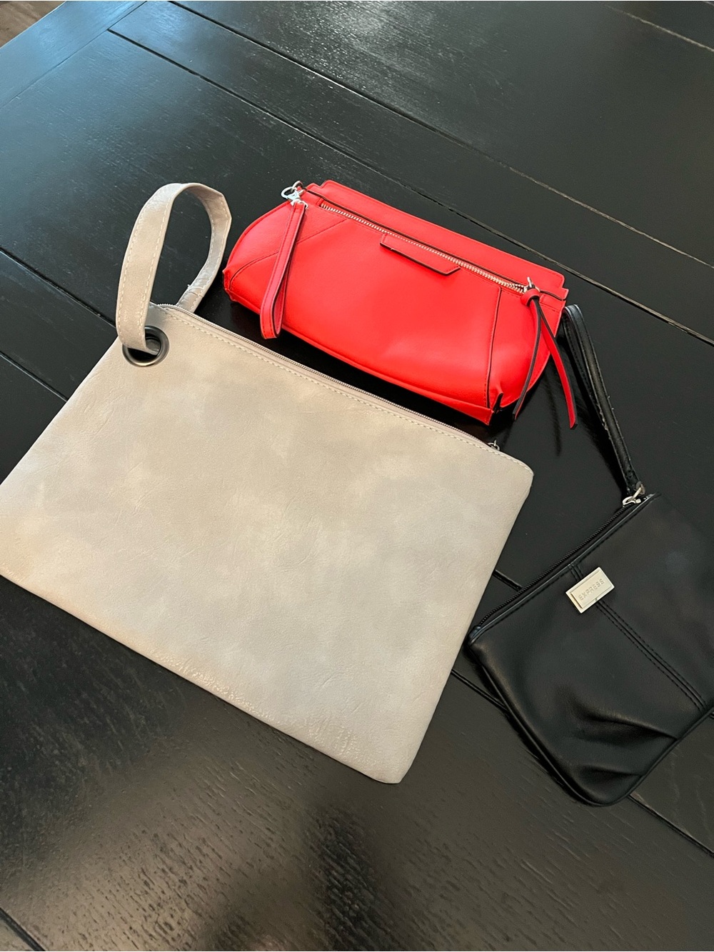 Red Zip-Top Women's Wristlet Bag - Unbranded